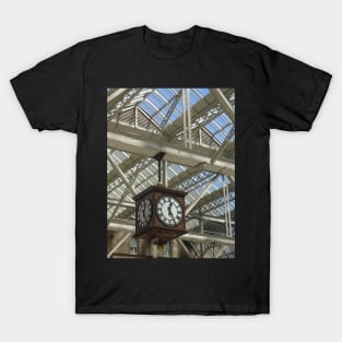 Glasgow Central Train Station Clock (1) T-Shirt